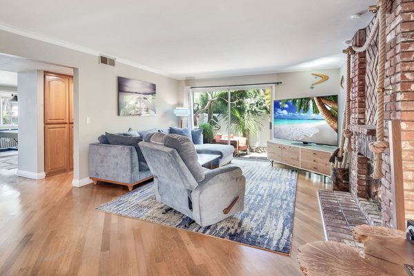 1004 Green Lane, Redondo Beach CA